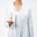 Vichy Capital Soleil Anti-Dark Spot Tinted, Αδιάβροχη Αντηλιακή Κρέμα Προσώπου SPF50+ με Χρώμα