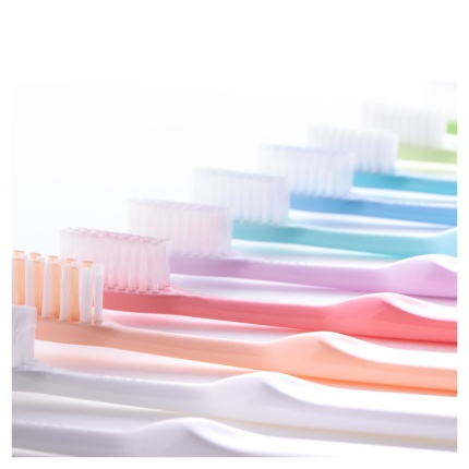 ELGYDIUM CLINIC Sensileave - Οδοντόβουρτσα (1ΤΜΧ)