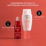 λεπτορευστο αντηλιακο κατα των παναδων apivita